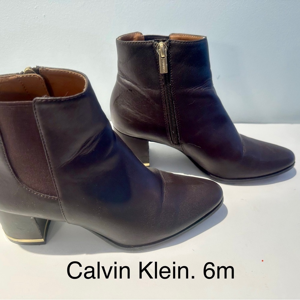 Calvin Klein Dark Brown Leather Ankle Booties with Side Zipper size 6 m